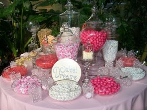 mesa de doces rosa para meninas