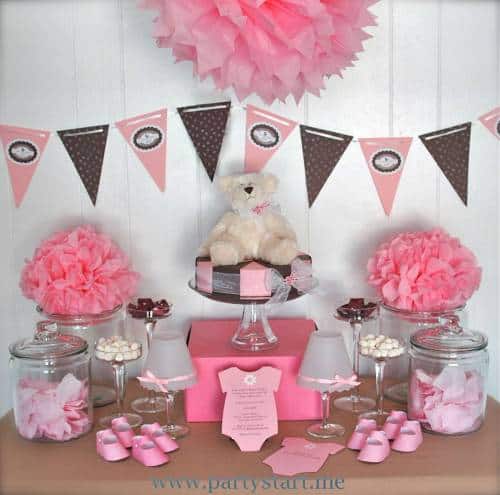 decoração de chá de bebê rosa e marrom