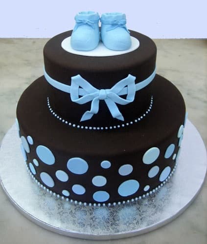bolo de fraldas azul e marrom