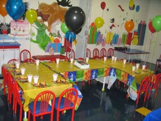 decoração simples de festa infantil na escola