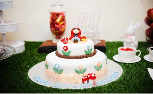 Fotos de bolo para Festa Chapeuzinho Vermelho em biscuit