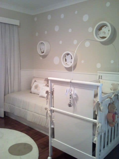 nicho branco para quarto de bebê