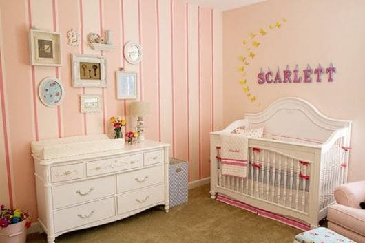 Papel de parede para quarto de bebê feminino