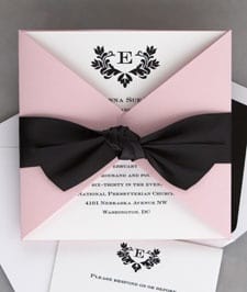 convite de debutante rosa claro e preto