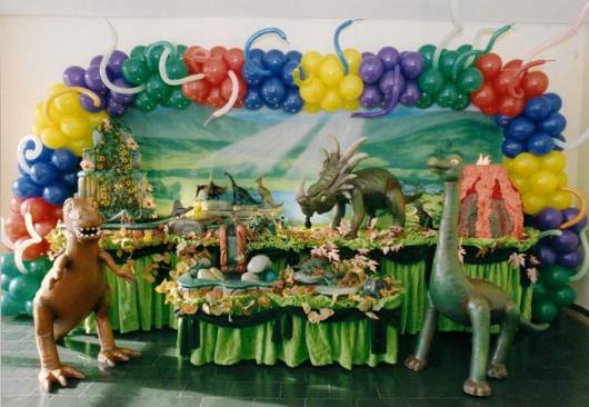decoração festa rei dinossauro