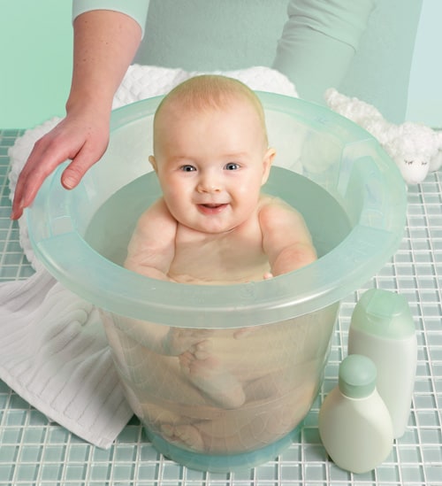 balde ofurô para primeiro banho do bebê