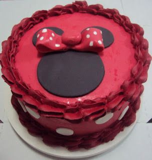 bolo simples vermelho minnie