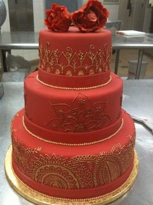 bolo 15 anos vermelho com andares