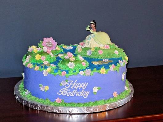 ideias para bolo da princesa e o sapo