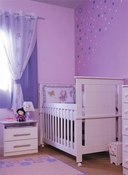 cortina lilás para quarto de bebê