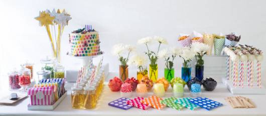 decoração festa arco-iris simpless