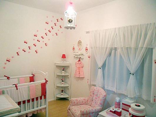 decoração menina simples quarto