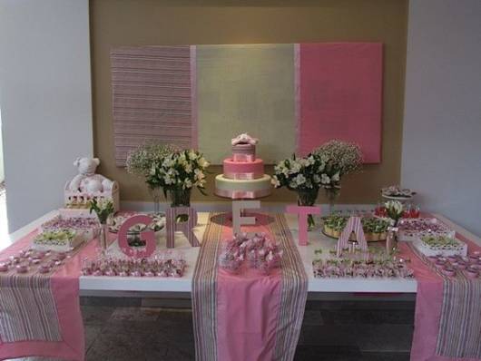decoração rosa com flores