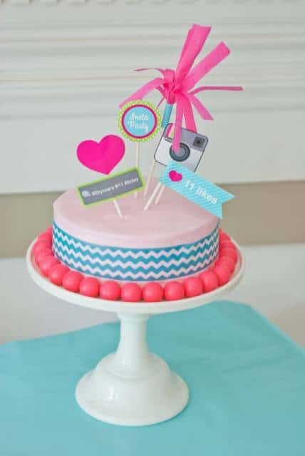 bolo azul e rosa para festa de aniversário infantil