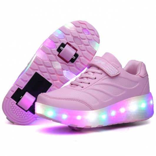 Tênis de rodinha feminino rosa claro com LED