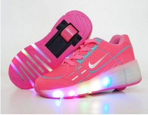 Tênis de rodinha feminino Nike com LED