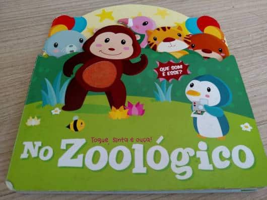 Livro infantil com som No Zoológico