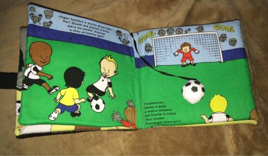 Livro infantil interativo História do Futebol