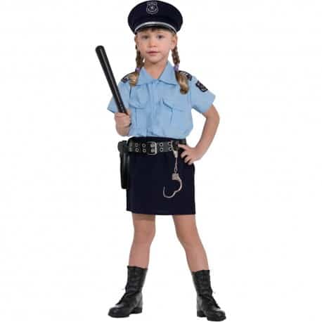 Modelo de fantasia de policial com camisa e saia
