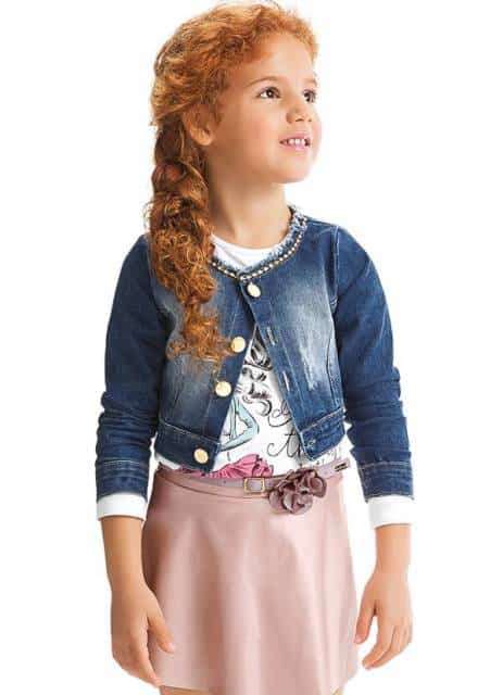 Modelo de jaqueta curta infantil feminina