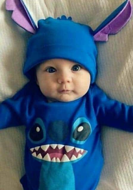 Modelo de pijama Stitch para bebês