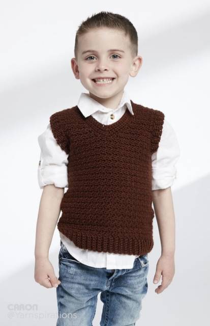 Colete Infantil Masculino: Em crochê marrom