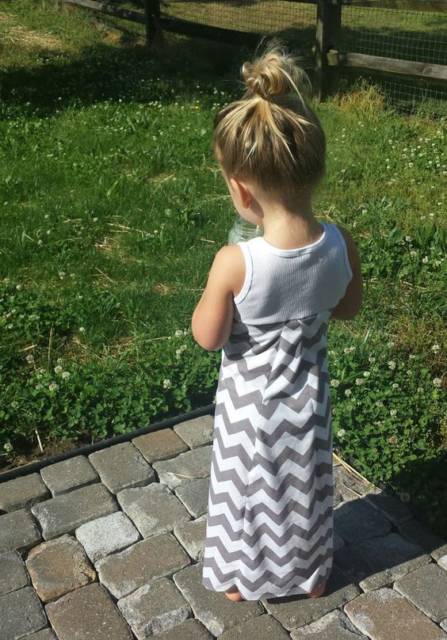Vestido longo infantil: Para formatura com estampa chevron