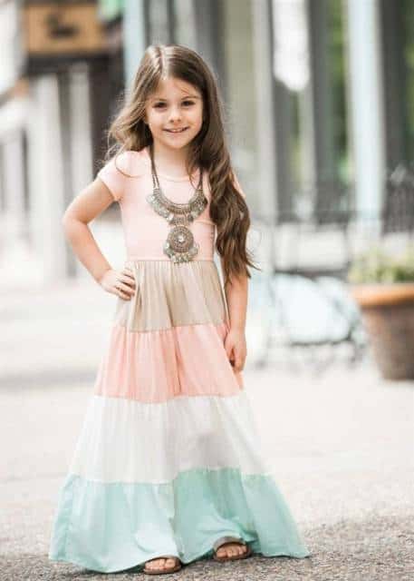 Vestido longo infantil: Para formatura com 3 cores