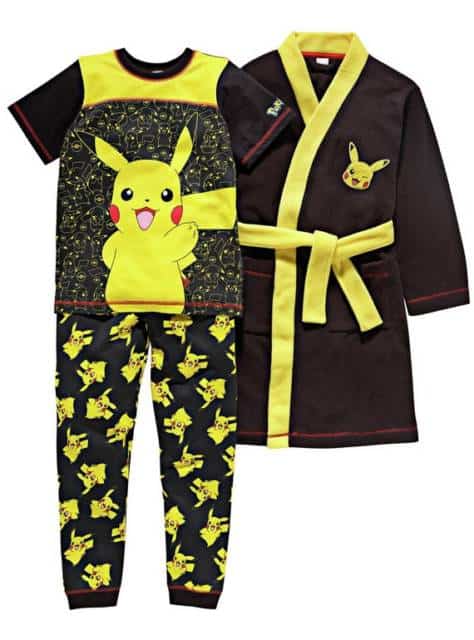 Há kits com pijama e roupão do Pokemon