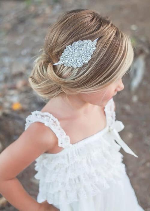 penteado infantil para cabelo liso com tiara