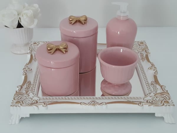 kit higiene em porcelana rosa com laco dourado