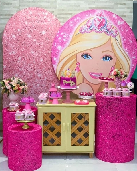 19 mesversário decorado Barbie princesa @becapegueemonte