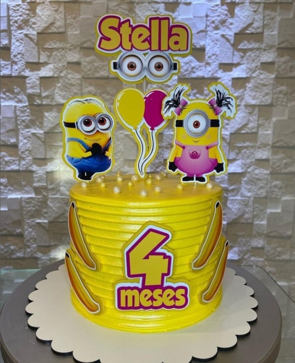25 bolo amarelo mesversário Minions @nandadoceriagourmet