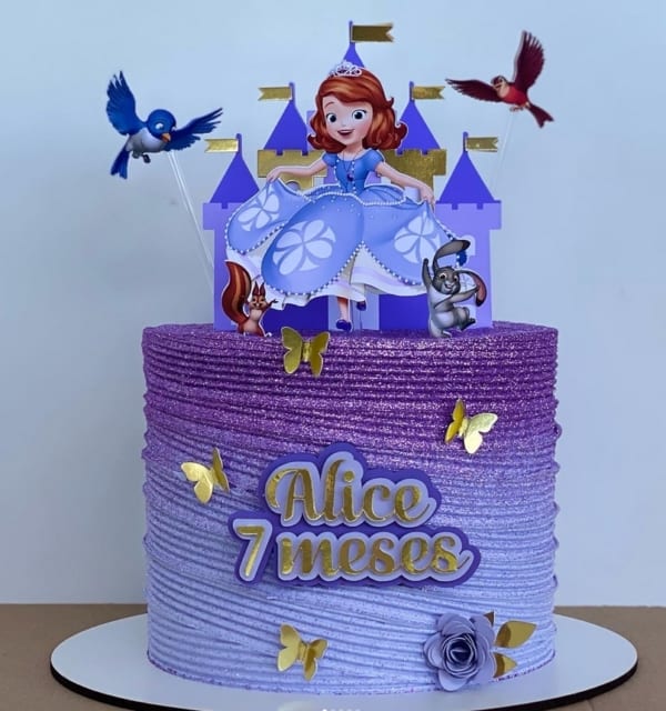 25 bolo mesversário Princesa Sofia @micaconfeitaria