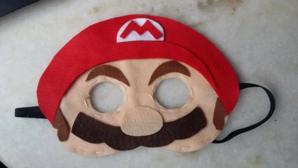 24 lembrancinha máscara feltro Super Mario Bros CRIARTE ALINE Elo7