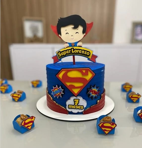 9 festa simples mesversário Superman @papelotte