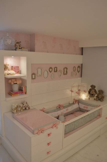 quarto bebê rosa