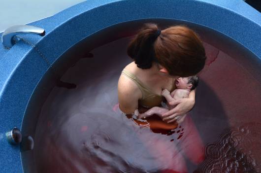 nascimento na agua