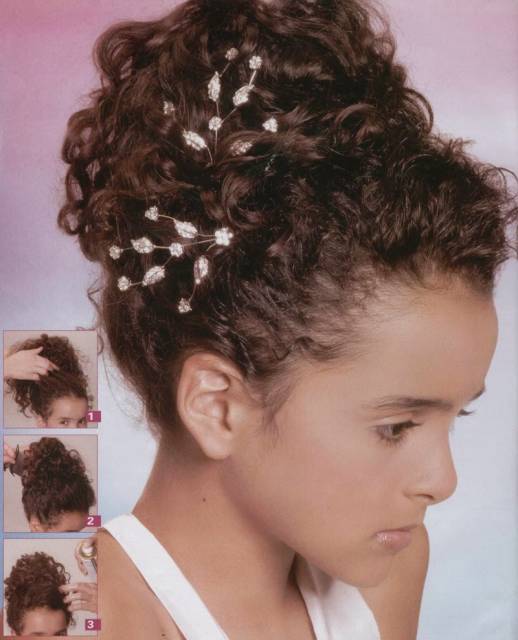 penteado infantil para formatura cabelo cacheado