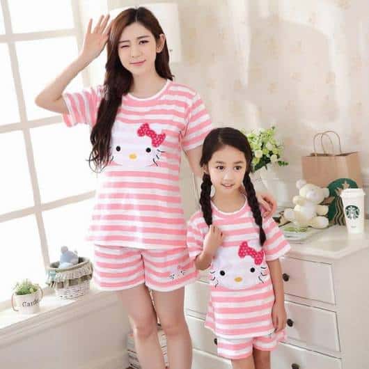 Pijama tal mãe tal filha Hello Kitty