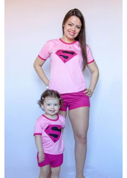 Pijama tal mãe tal filha estampa Supergirl