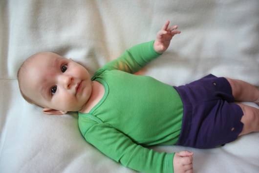 fantasia do Hulk Infantil simples com roupa verde