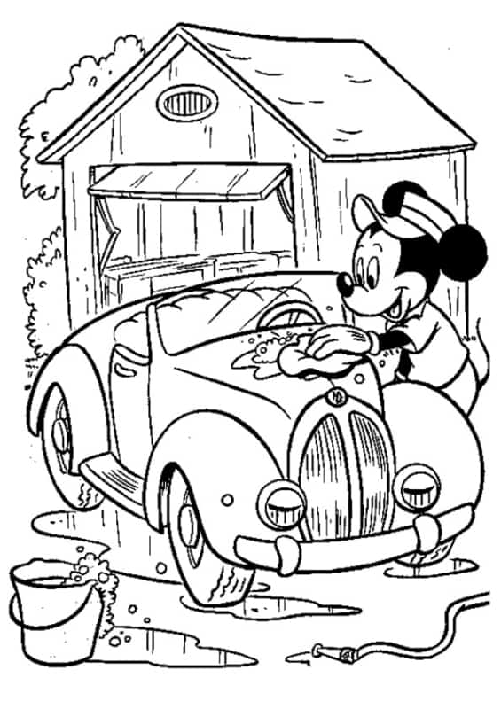desenho do mickey lavando o carro