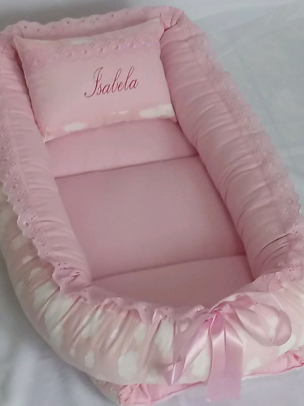 Ninho para bebê rosa com nome personalizado do bebê
