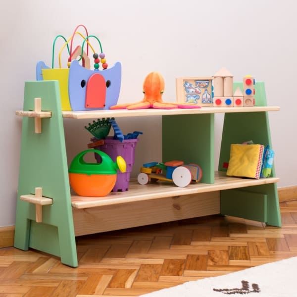 estante de brinquedos para quarto Montessoriano