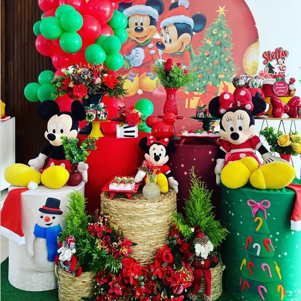 21 decoracao de mesversario natalino Mickey e Minnie @giselaa83